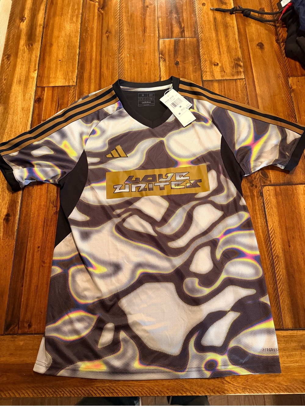 Men’s size medium adidas Brown & Gold Marbled Short-Sleeve Jersey